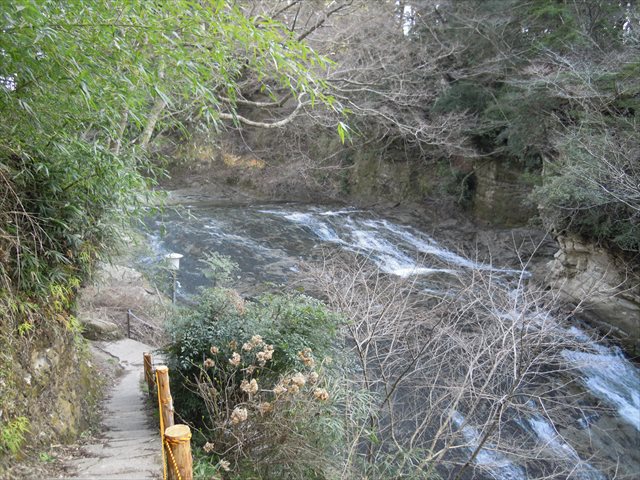 粟又の滝遊歩道