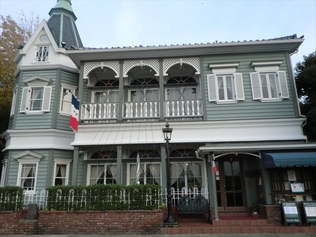 山手十番館 山手十番館