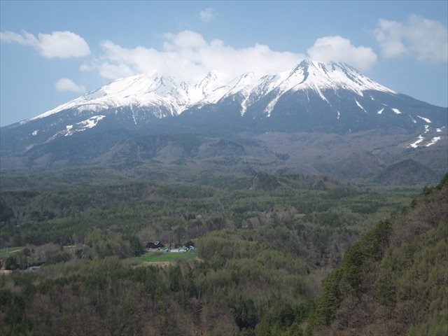 開田高原 九蔵峠からの御嶽山