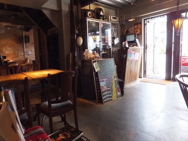 店内 店内